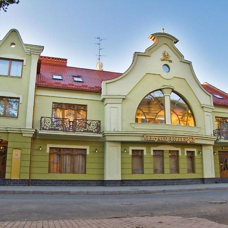 Letuchiy Gollandets Hotell Uzjhorod Eksteriør bilde